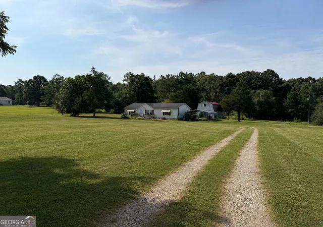 Photo 1 of Sale Pending at 833 Twin Oaks Rd, Williamson, GA 30292 | MLS# 10826743 | Listing updated on 2026-09-01
