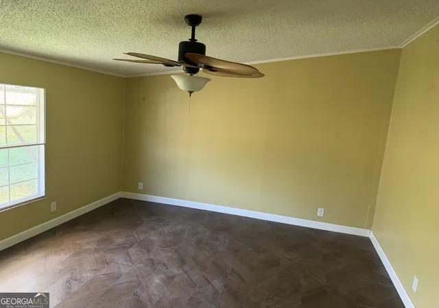 Photo 4 of Sale Pending at 833 Twin Oaks Rd, Williamson, GA 30292 | MLS# 10826743 | Listing updated on 2026-09-01