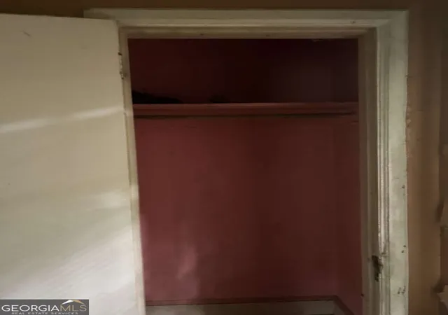 Photo 3 of Single family home for sale at 1895 Maywood Pl Nw, Atlanta, GA 30318 | MLS# 10826623 | Listing updated on 2026-09-23