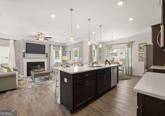 Photo 3 of Sale Pending at 63 Southland Dr, Ringgold, GA 30736 | MLS# 10829634 | Listing updated on 2026-10-06