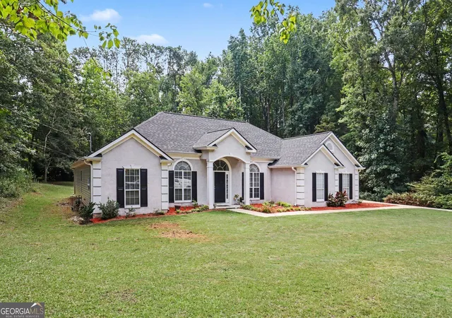 Photo 3 of Single family home for sale at 103 Madison Ct, Lagrange, GA 30240 | MLS# 10836592 | Listing updated on 2026-09-17