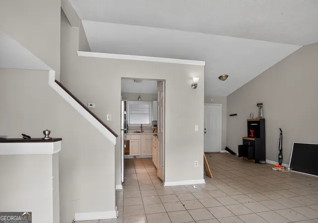 5th image of 3040 Orbit Cir, Ellenwood, GA 30294 | MLS# 10807095
