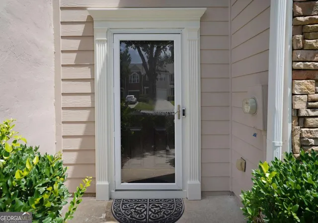 Photo 2 of Townhouse for sale at 182 Oak Green Dr, Lawrenceville, GA 30044 | MLS# 10828530 | Listing updated on 2026-09-14