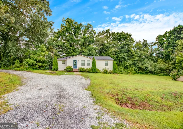 27th image of 977 Bob Patton Rd, Clarkesville, GA 30523 | MLS# 10805146