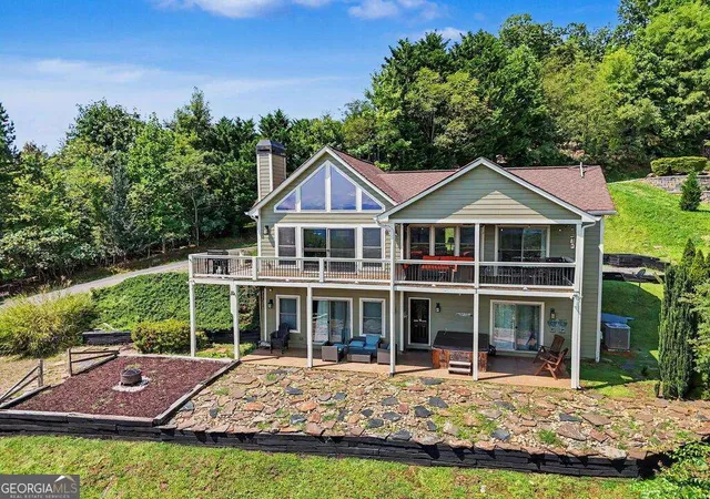 Photo 2 of Single family home for sale at 575 Longview Dr, Hayesville, NC 28904 | MLS# 10827543 | Listing updated on 2026-08-31