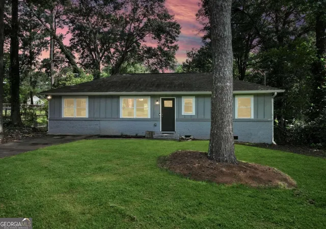 1st image of 551 Floyd Dr Se, Smyrna, GA 30082 | MLS# 10792953