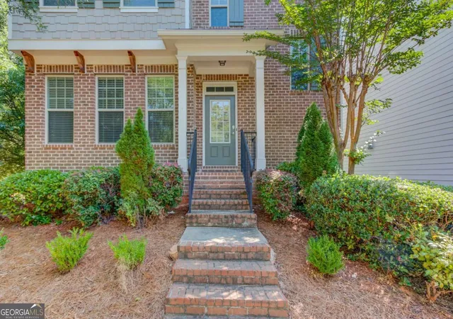 1st image of 18 Privet Cir, Suwanee, GA 30024 | MLS# 10827764
