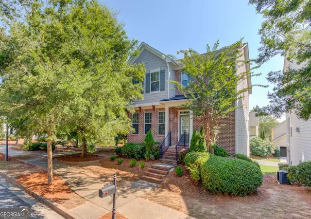 2nd image of 18 Privet Cir, Suwanee, GA 30024 | MLS# 10827764