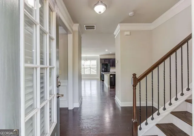 3rd image of 18 Privet Cir, Suwanee, GA 30024 | MLS# 10827764