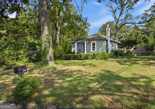 Photo 2 of Single family home for sale at 1945 Nw Baker Rd, Atlanta, GA 30318 | MLS# 10836180 | Listing updated on 2026-10-06