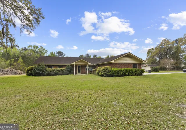 Photo 1 of Single family home for sale at 160 Hall St, Hinesville, GA 31313 | MLS# 10718670 | Listing updated on 2026-09-18