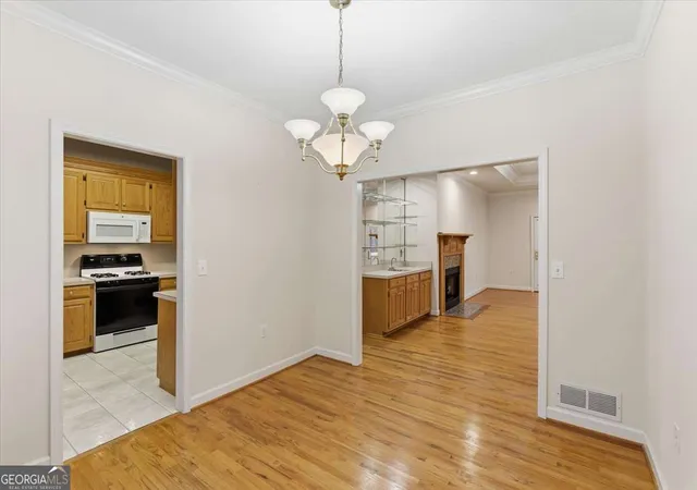 Photo 4 of Single family home for sale at 875 Knox Brg Hwy, White, GA 30184 | MLS# 10776343 | Listing updated on 2026-06-16