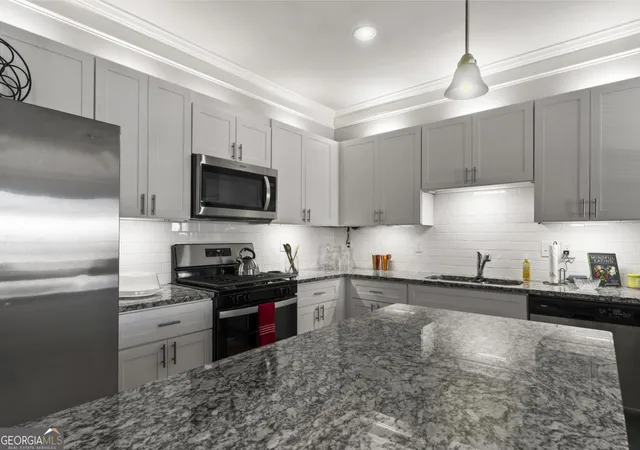 Photo 2 of Townhouse for sale at 460 Village Creek Dr #B, Atlanta, GA 30354 | MLS# 10710964 | Listing updated on 2026-09-09