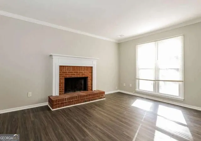 Photo 4 of Townhouse for sale at 687 Redland Dr #687, Jonesboro, GA 30238 | MLS# 10812725 | Listing updated on 2026-10-28