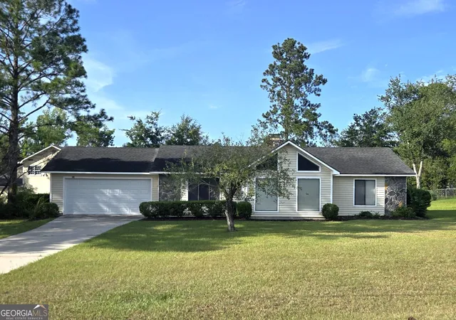 1st image of 1322 Woodlawn Cir, Vidalia, GA 30474 | MLS# 10828718