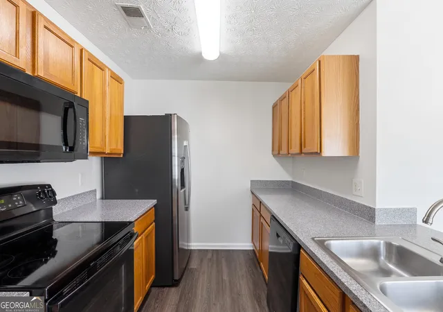 2nd image of 1318 Revelstoke Cvs, Riverdale, GA 30296 | MLS# 10818505