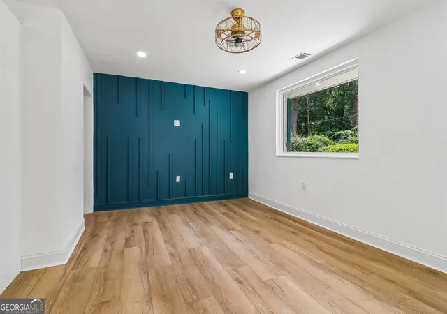 Photo 2 of Single family home for sale at 1355 Graymont Dr Sw, Atlanta, GA 30310 | MLS# 10834083 | Listing updated on 2026-09-06