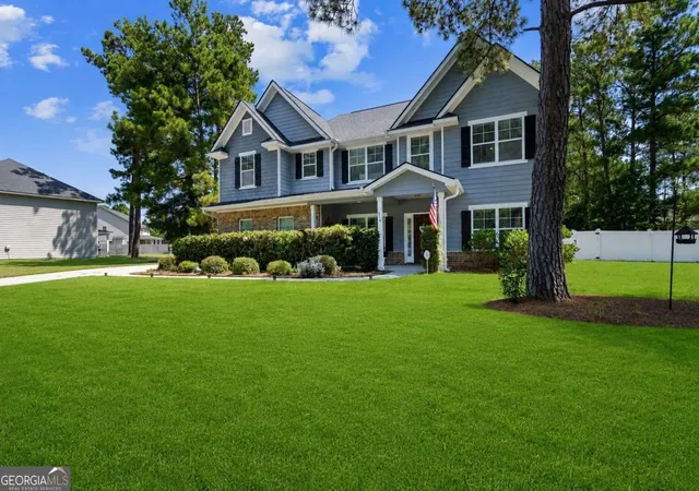 Photo 2 of Single family home for sale at 214 Cypress Lakes Dr, Bloomingdale, GA 31302 | MLS# 10805622 | Listing updated on 2026-07-29