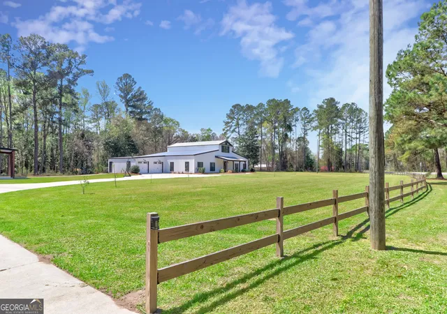 Photo 4 of Sale Pending at 3064 Little Mccall Rd, Rincon, GA 31326 | MLS# 10717367 | Listing updated on 2026-09-11