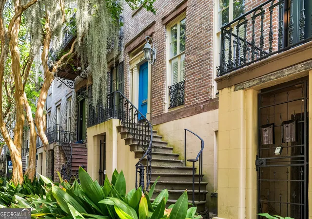1st image of 125 W Gordon St, Savannah, GA 31401 | MLS# 10812656