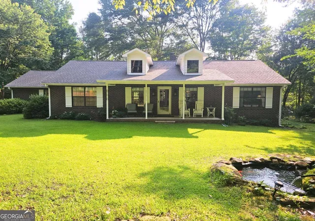 Photo 1 of Single family home for sale at 816 Bruce Jackson Rd, Newnan, GA 30263 | MLS# 10817068 | Listing updated on 2026-08-14