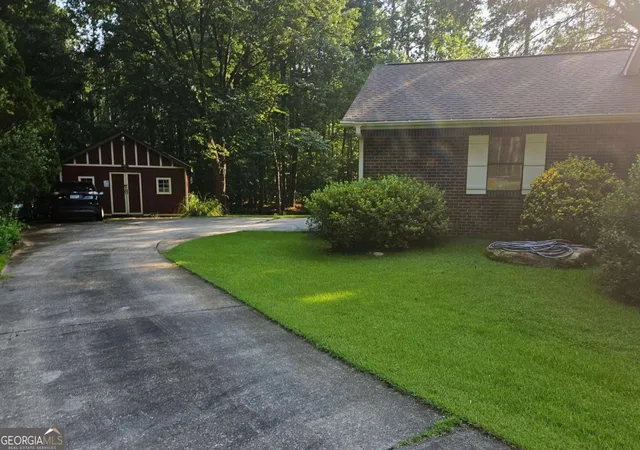 Photo 3 of Single family home for sale at 816 Bruce Jackson Rd, Newnan, GA 30263 | MLS# 10817068 | Listing updated on 2026-08-14