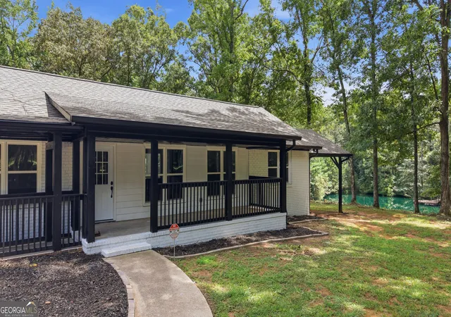 Photo 3 of Single family home for sale at 3736 Airline Rd, Mcdonough, GA 30252 | MLS# 10822400 | Listing updated on 2026-09-09