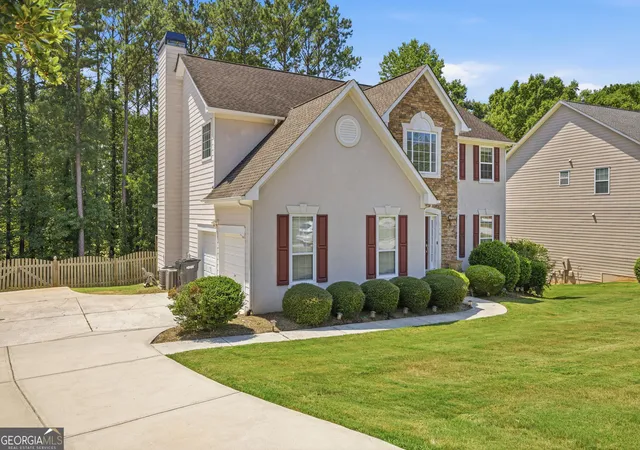 Photo 2 of Single family home for sale at 110 S Links Dr, Covington, GA 30014 | MLS# 10833362 | Listing updated on 2026-09-08