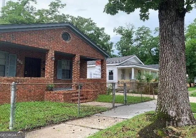 Homes for sale in Savannah, GA | 708 E 32nd St, Savannah, GA 31401 | MLS# 10666733