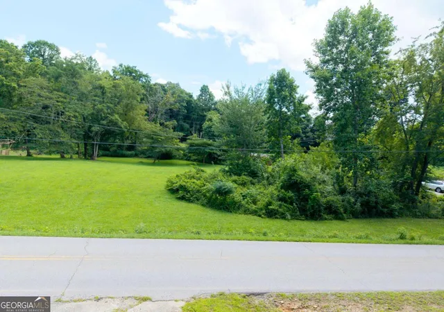 Photo 2 of Land for sale at 0 Bell St, Hiawassee, GA 30546 | MLS# 10816307 | Listing updated on 2026-08-14