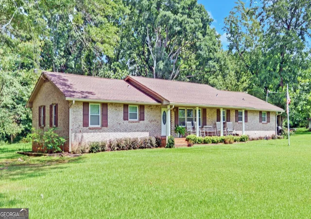 2nd image of 1398 Cleveland Mill Rd, Hartwell, GA 30643 | MLS# 10818861