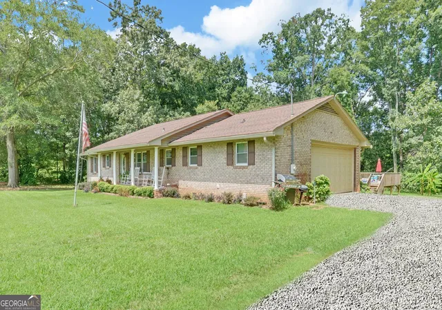 35th image of 1398 Cleveland Mill Rd, Hartwell, GA 30643 | MLS# 10818861