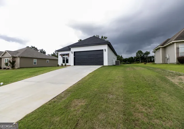Photo 3 of Single family home for sale at 67 Cole Dr, Hawkinsville, GA 31036 | MLS# 10808886 | Listing updated on 2026-09-11