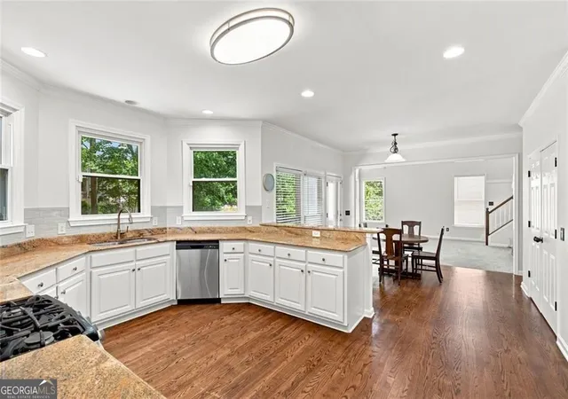 Photo 4 of Single family home for sale at 1073 Hopedale Ln, Lawrenceville, GA 30043 | MLS# 10813385 | Listing updated on 2026-09-18