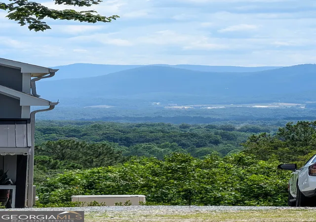 3rd image of 162 Barefoot Trl, Blairsville, GA 30512 | MLS# 10798821