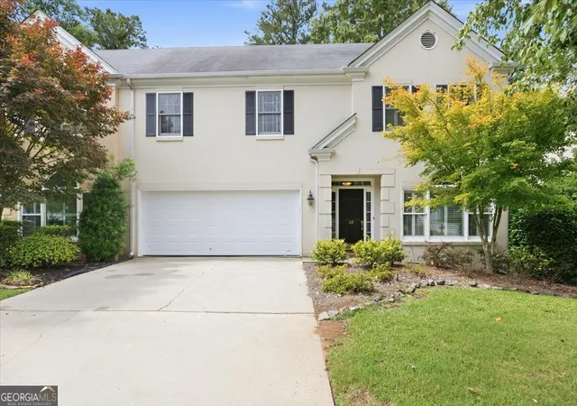 Photo 3 of Sale Pending at 137 Brookstone Way, Macon, GA 31210 | MLS# 10790059 | Listing updated on 2026-09-15