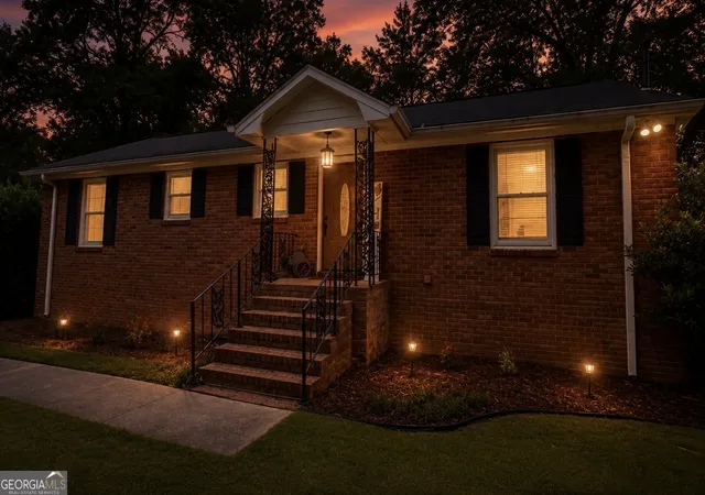 Photo 3 of Single family home for sale at 5566 Fisherman Ct, Villa Rica, GA 30180 | MLS# 10762305 | Listing updated on 2026-09-21