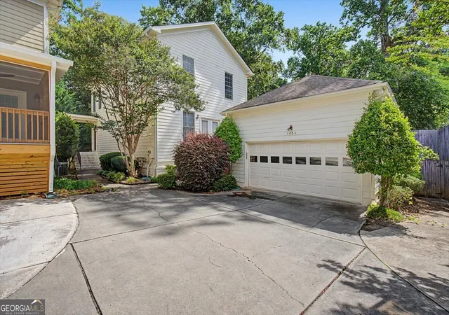 Homes for sale in Atlanta, GA | 1450 Sylvan Cir Ne, Atlanta, GA 30319 | MLS# 10786511