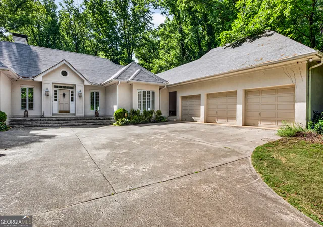 Photo 1 of Single family home for sale at 580 Westview Dr, Athens, GA 30606 | MLS# 10769512 | Listing updated on 2026-07-28