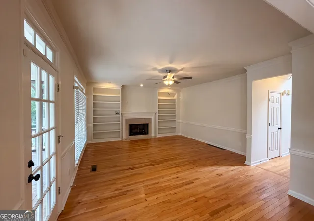 Photo 3 of Single family home for sale at 1900 Milfield Cir, Snellville, GA 30078 | MLS# 10760881 | Listing updated on 2026-09-05