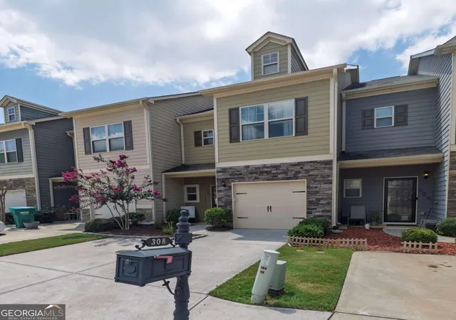 Townhouse for sale at 308 Valley Xing, Canton, GA 30114 | MLS# 10829272