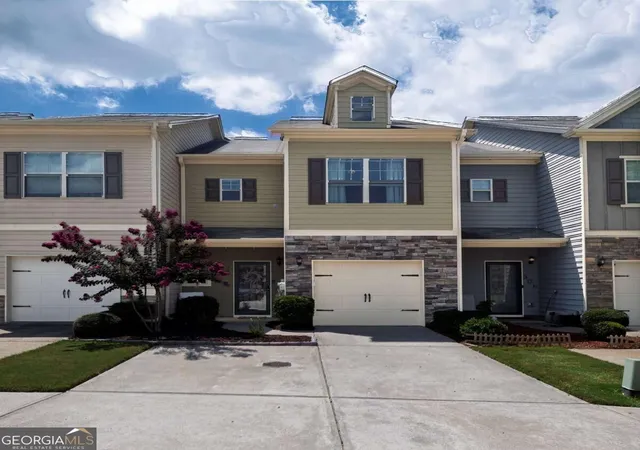 Photo 2 of Townhouse for sale at 308 Valley Xing, Canton, GA 30114 | MLS# 10829272 | Listing updated on 2026-09-09