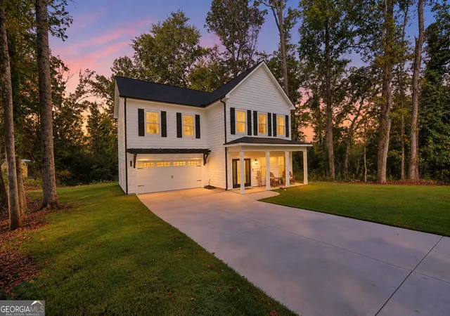 Photo 1 of Single family home for sale at 1463 Gloria St, Griffin, GA 30224 | MLS# 10870280 | Listing updated on 2026-10-28
