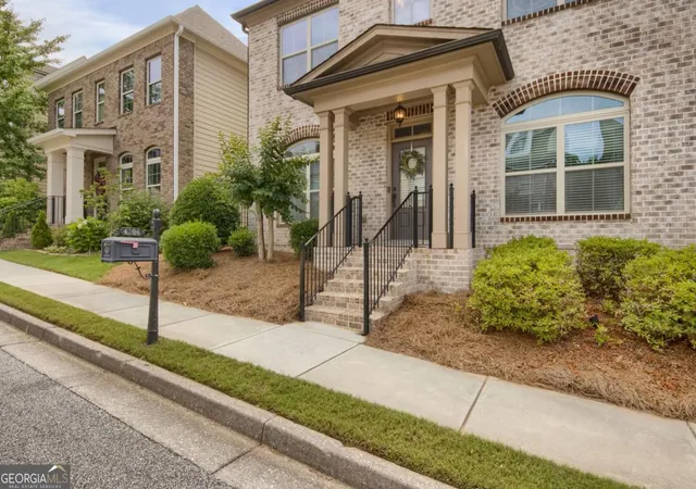Photo 3 of Single family home for sale at 4204 Hardy Ave, Smyrna, GA 30082 | MLS# 10779290 | Listing updated on 2026-09-19