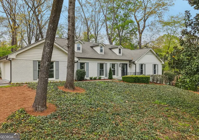 Photo 2 of Single family home for sale at 6335 Aberdeen Dr NE, Sandy Springs, GA 30328 | MLS# 10803519 | Listing updated on 2026-09-12