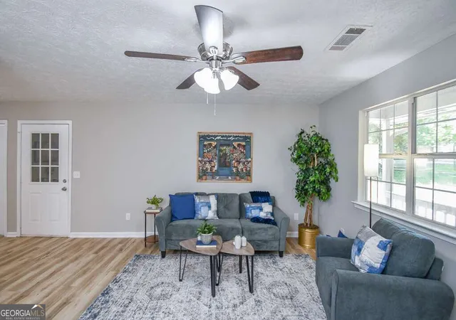 Photo 4 of Single family home for sale at 110 E Country Woods Dr, Covington, GA 30016 | MLS# 10824579 | Listing updated on 2026-09-27