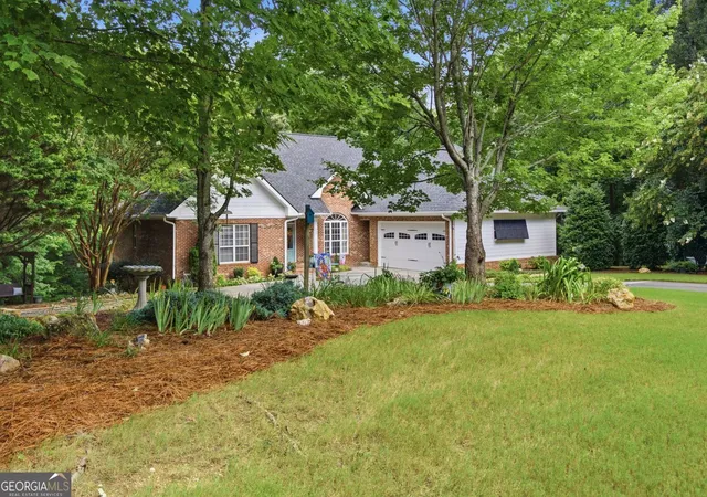 Photo 3 of Single family home for sale at 333 Rustic Ridge Rd Ne, Rome, GA 30161 | MLS# 10808655 | Listing updated on 2026-09-08