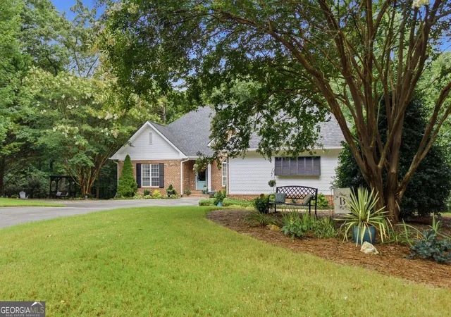 Photo 4 of Sale Pending at 333 Rustic Ridge Rd Ne, Rome, GA 30161 | MLS# 10808655 | Listing updated on 2026-10-09