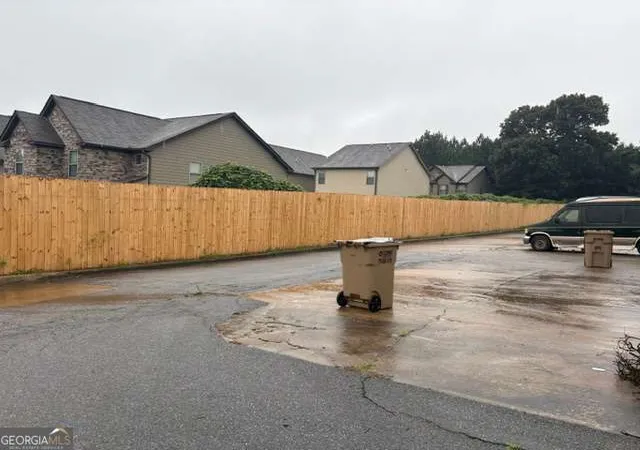 Photo 13 of Townhouse for sale at 5509 Park Pl S, Atlanta, GA 30349 | MLS# 10792751 | Listing updated on 2026-09-01