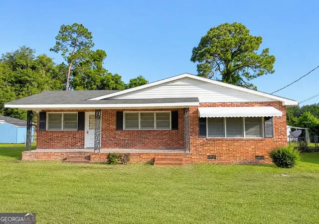 Homes for sale in Waycross, GA | 2021 Tebeau St, Waycross, GA 31501 | MLS# 10780048
